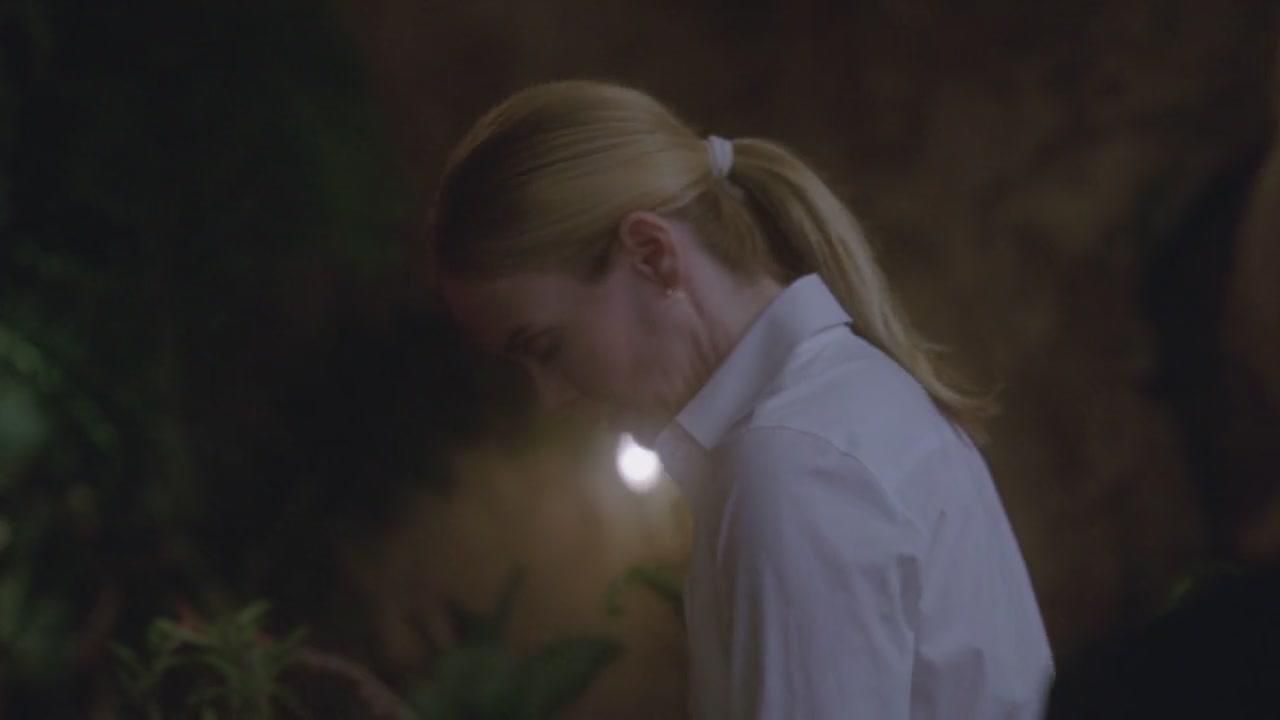 SPD-AHS-S03-E01-0144.jpg